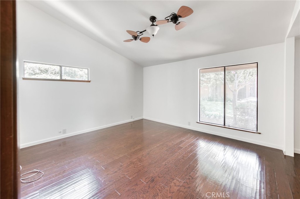 6300 N Palm Ave #105, Fresno, CA 93704