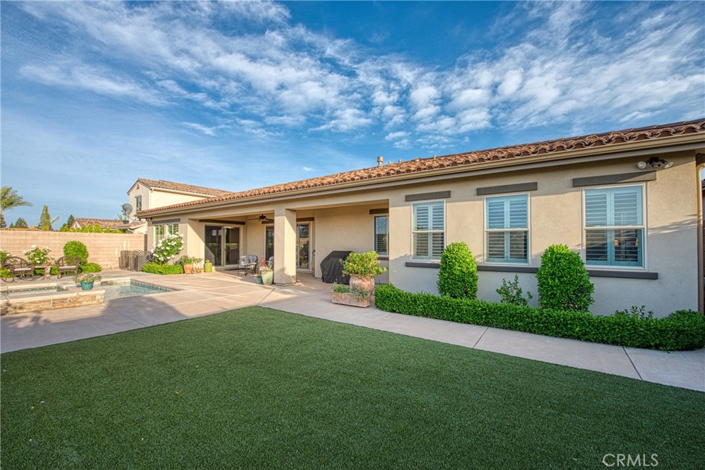 2480 E Course View Way, Fresno, CA 93730