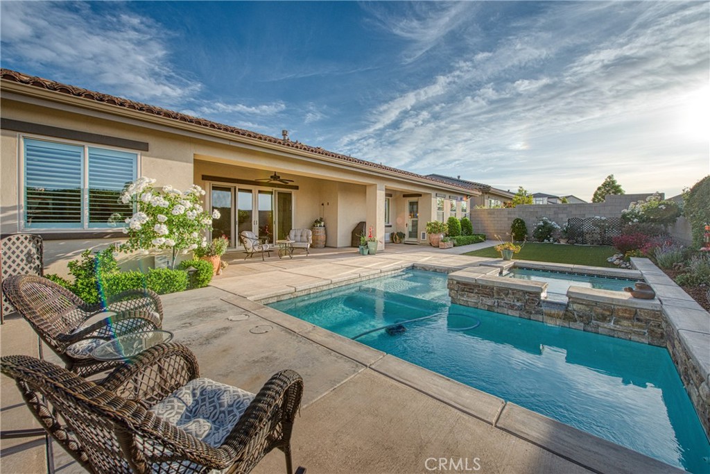 2480 E Course View Way, Fresno, CA 93730