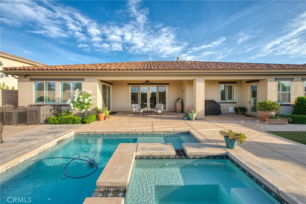2480 E Course View Way, Fresno, CA 93730