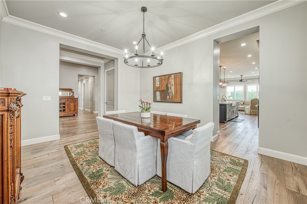 2480 E Course View Way, Fresno, CA 93730