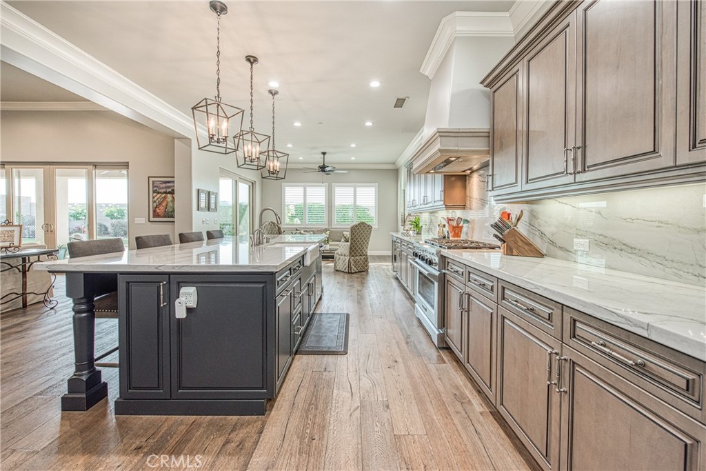 2480 E Course View Way, Fresno, CA 93730