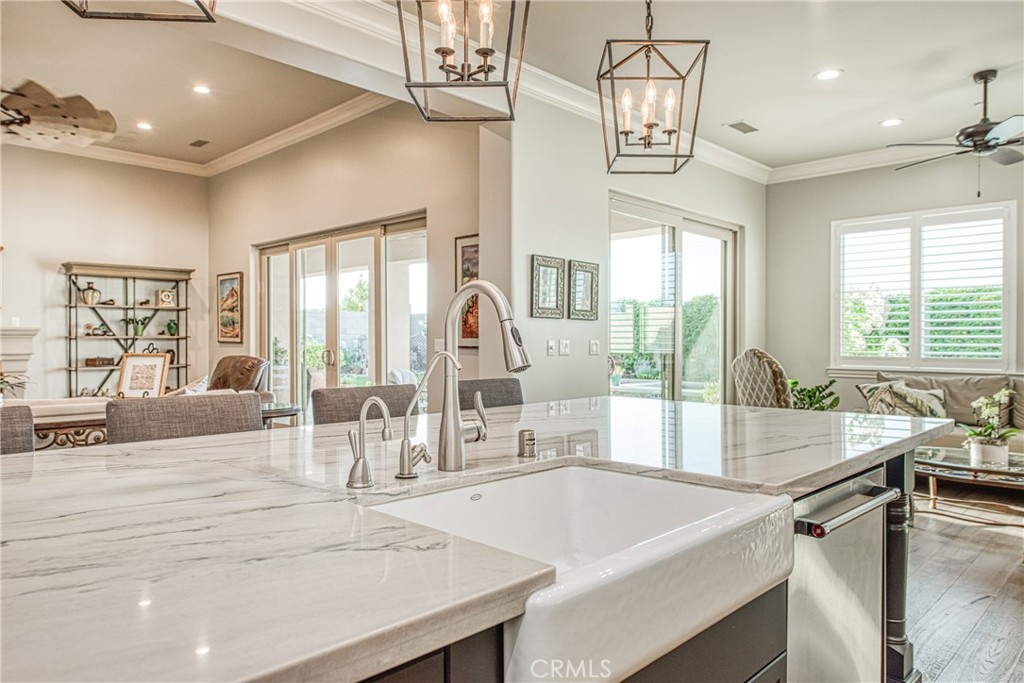 2480 E Course View Way, Fresno, CA 93730