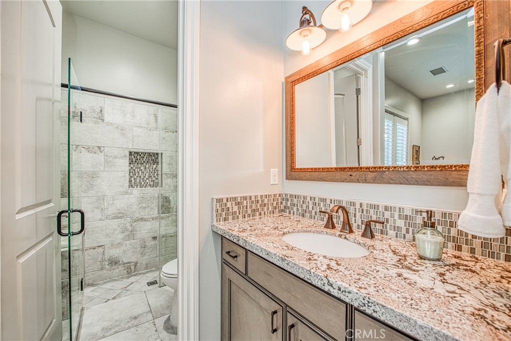 2480 E Course View Way, Fresno, CA 93730