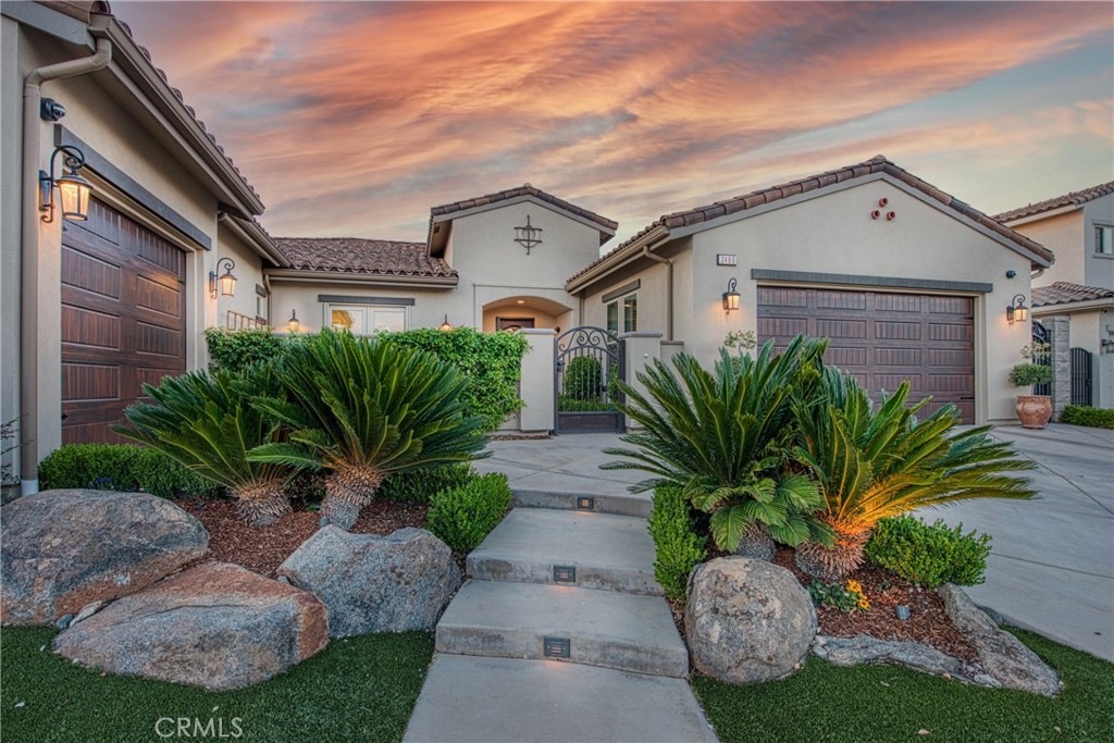2480 E Course View Way, Fresno, CA 93730