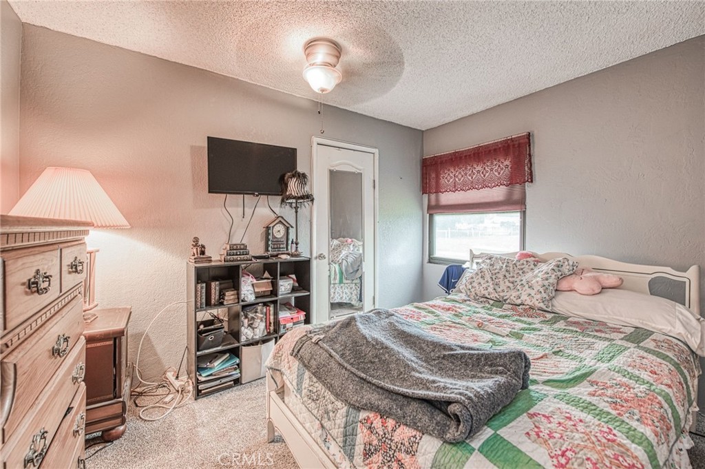 6729 W Clinton Ave, Fresno, CA 93723