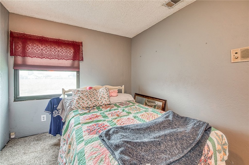 6729 W Clinton Ave, Fresno, CA 93723