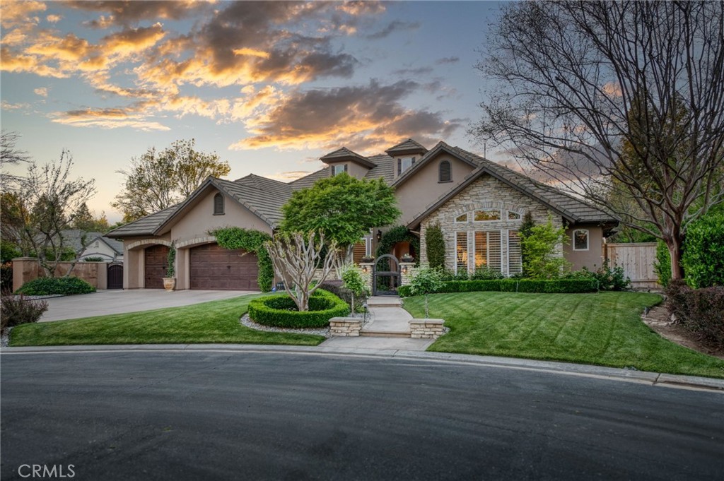 3350 E Via Montiano, Clovis, CA 93619