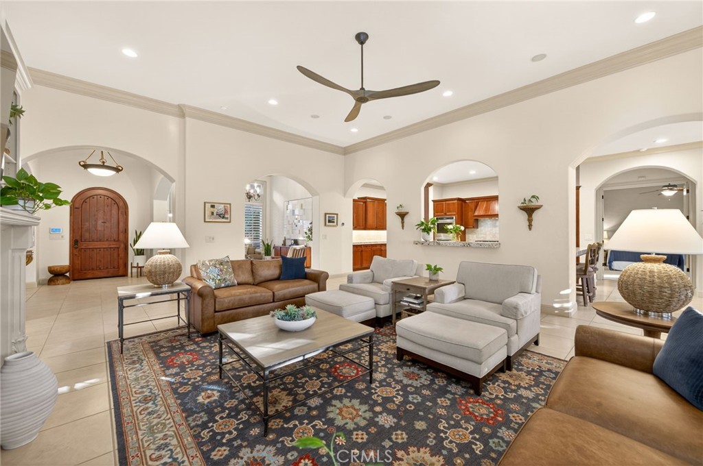 3350 E Via Montiano, Clovis, CA 93619