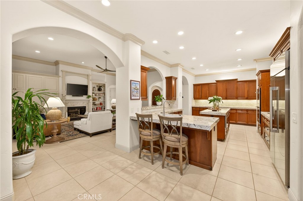 3350 E Via Montiano, Clovis, CA 93619