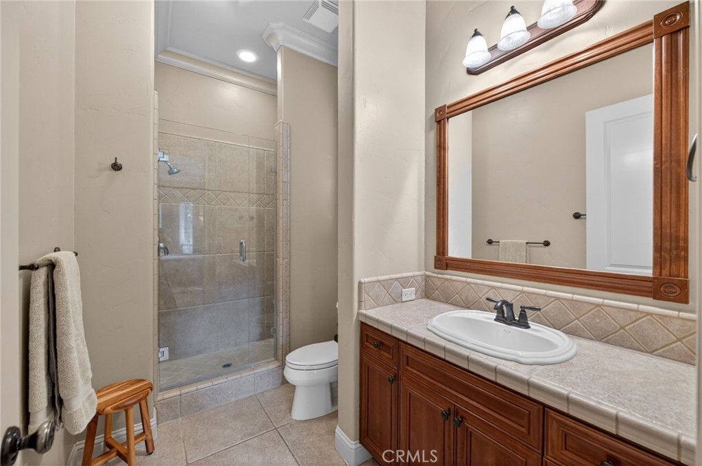 3350 E Via Montiano, Clovis, CA 93619