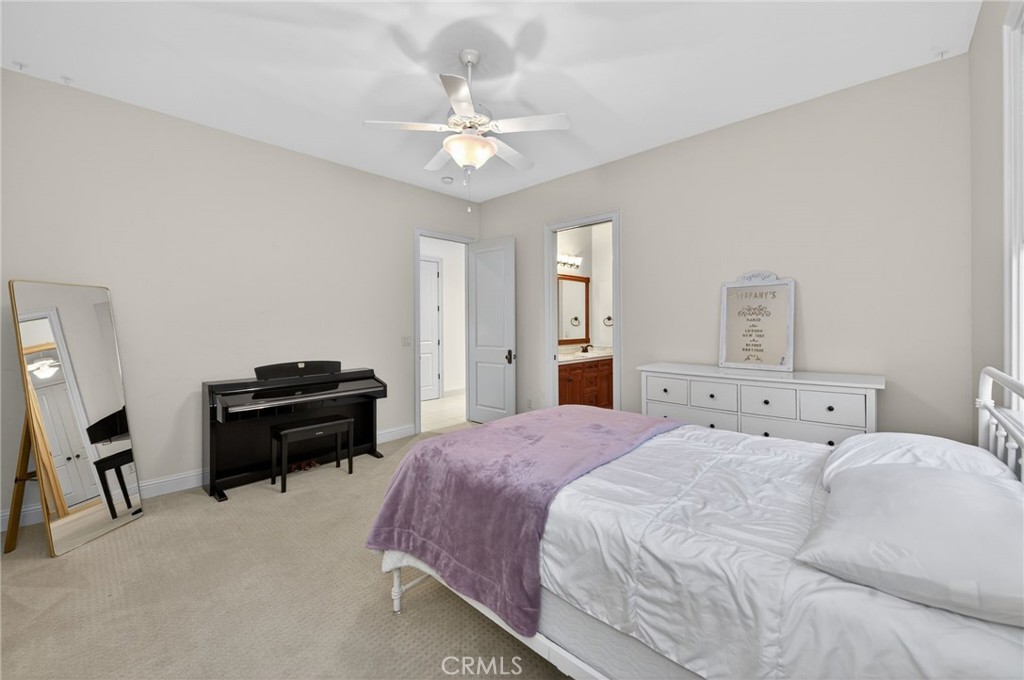 3350 E Via Montiano, Clovis, CA 93619