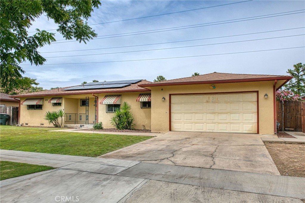 638 W Sussex Way, Fresno, CA 93705