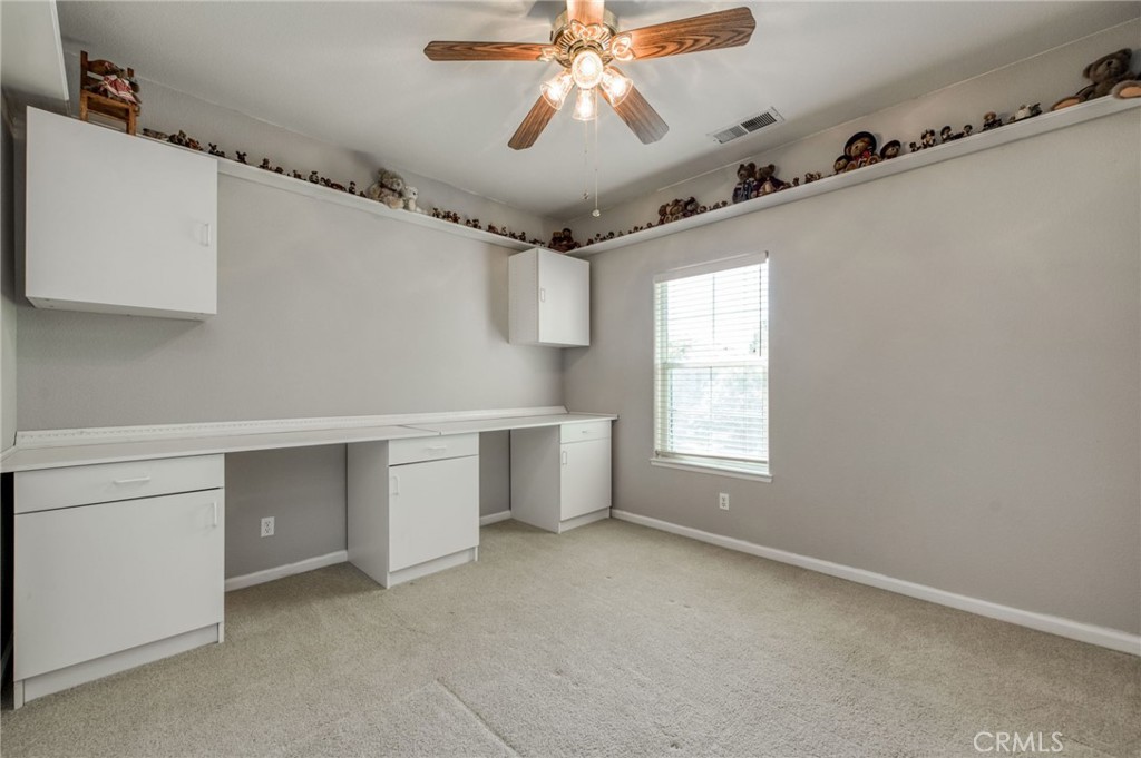 2612 E Shea Dr, Fresno, CA 93720