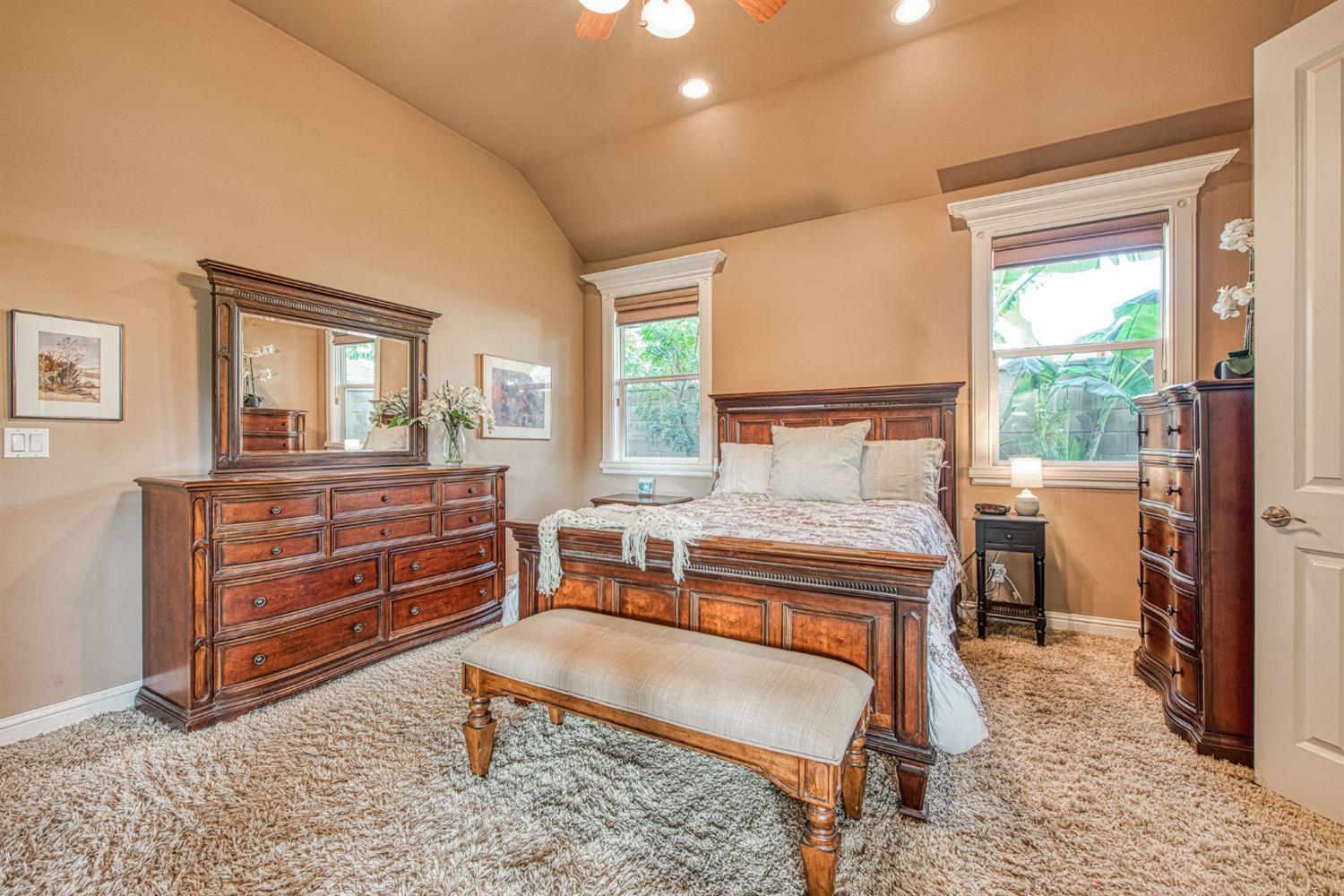 7730 N Gilroy Ave, Fresno, CA 93722