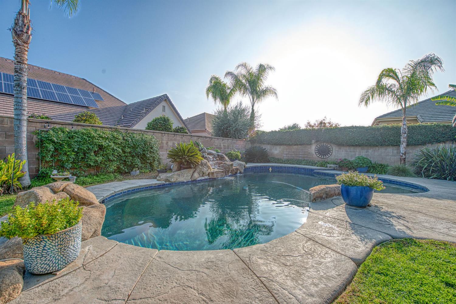 7730 N Gilroy Ave, Fresno, CA 93722