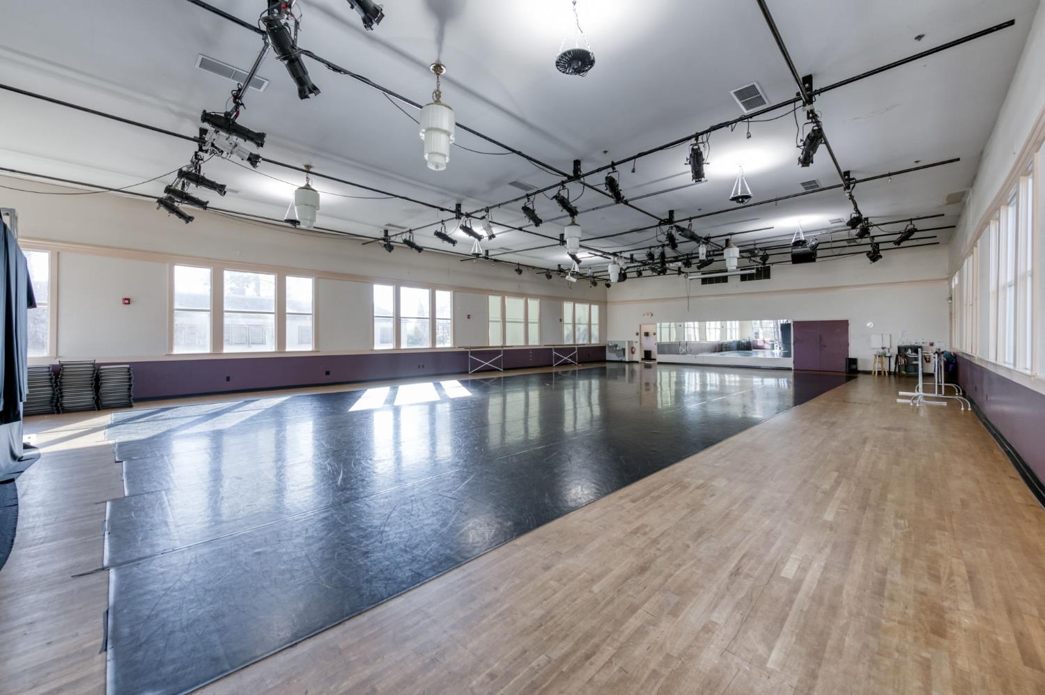 1401 N Wishon Ave, Fresno, CA 93728