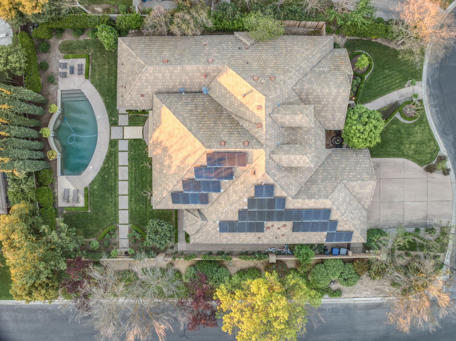 3350 E Via Montiano Ave, Clovis, CA 93619