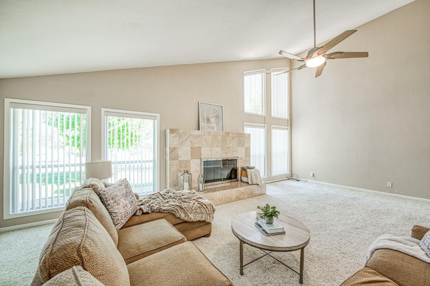 12235 N Willow Ave, Clovis, CA 93619