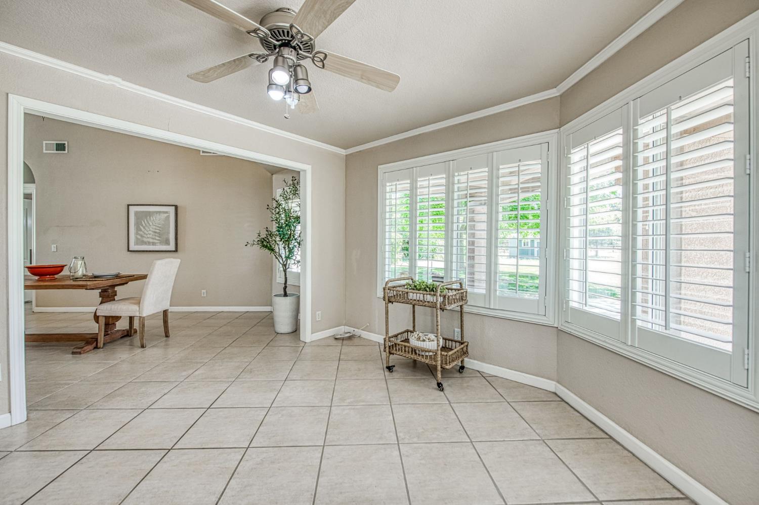 12235 N Willow Ave, Clovis, CA 93619